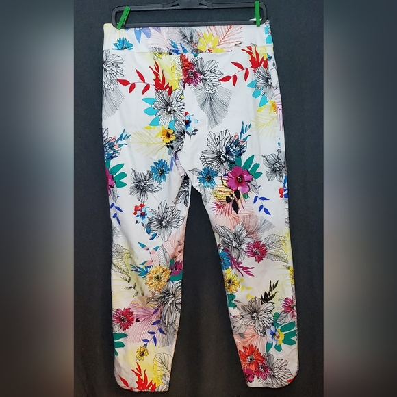 UP! Floral pant - Picture 2 of 7